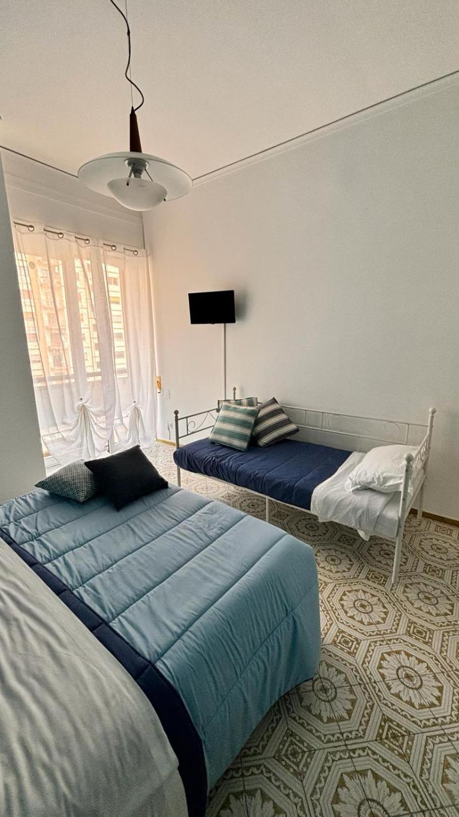 Reginella Guest House Salerno Buitenkant foto
