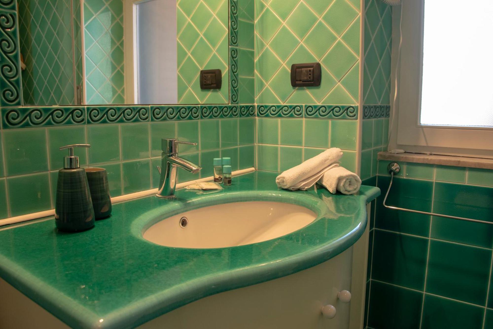 Reginella Guest House Salerno Buitenkant foto