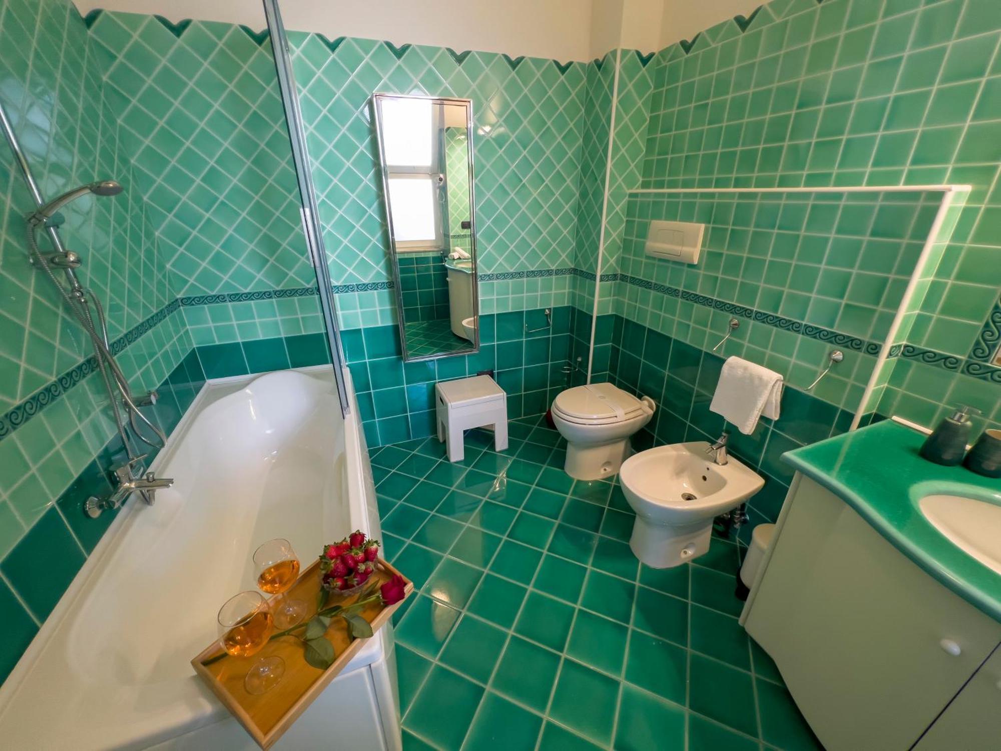 Reginella Guest House Salerno Buitenkant foto