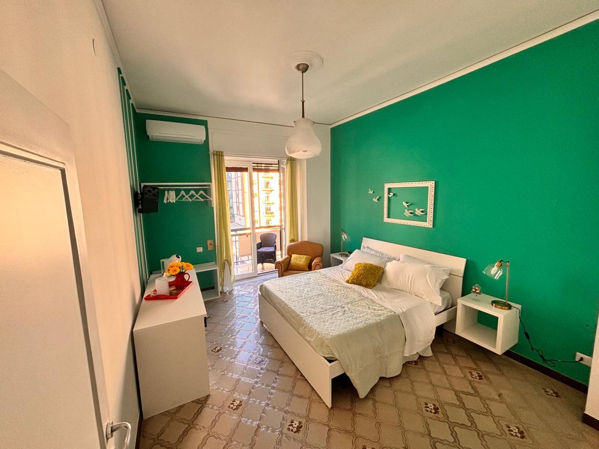 Reginella Guest House Salerno Buitenkant foto